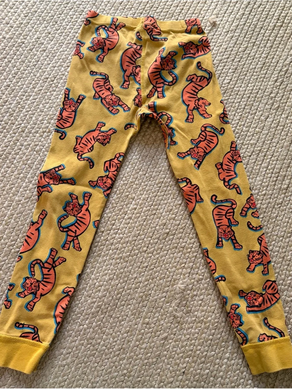 Hanna Andersson Yellow Pajama Set with Orange Tiger Print 6/7